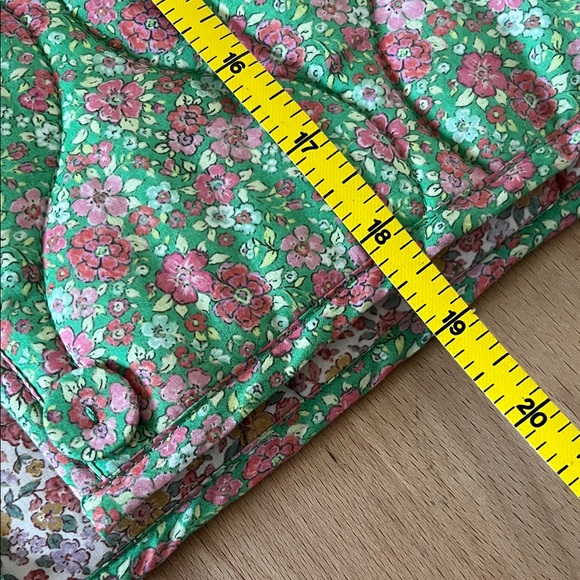 Oak Meadow Floral Quilted Vest - Picture 9 of 13